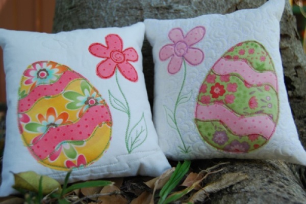 "Easter Cushions" is a Free Easter Quilted Pillow Pattern designed by Tracey from Peppermint Patcher!